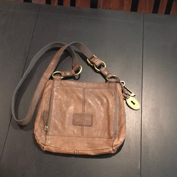 Fossil Crossbody Purse in Brown Leather - Picture 2 of 7